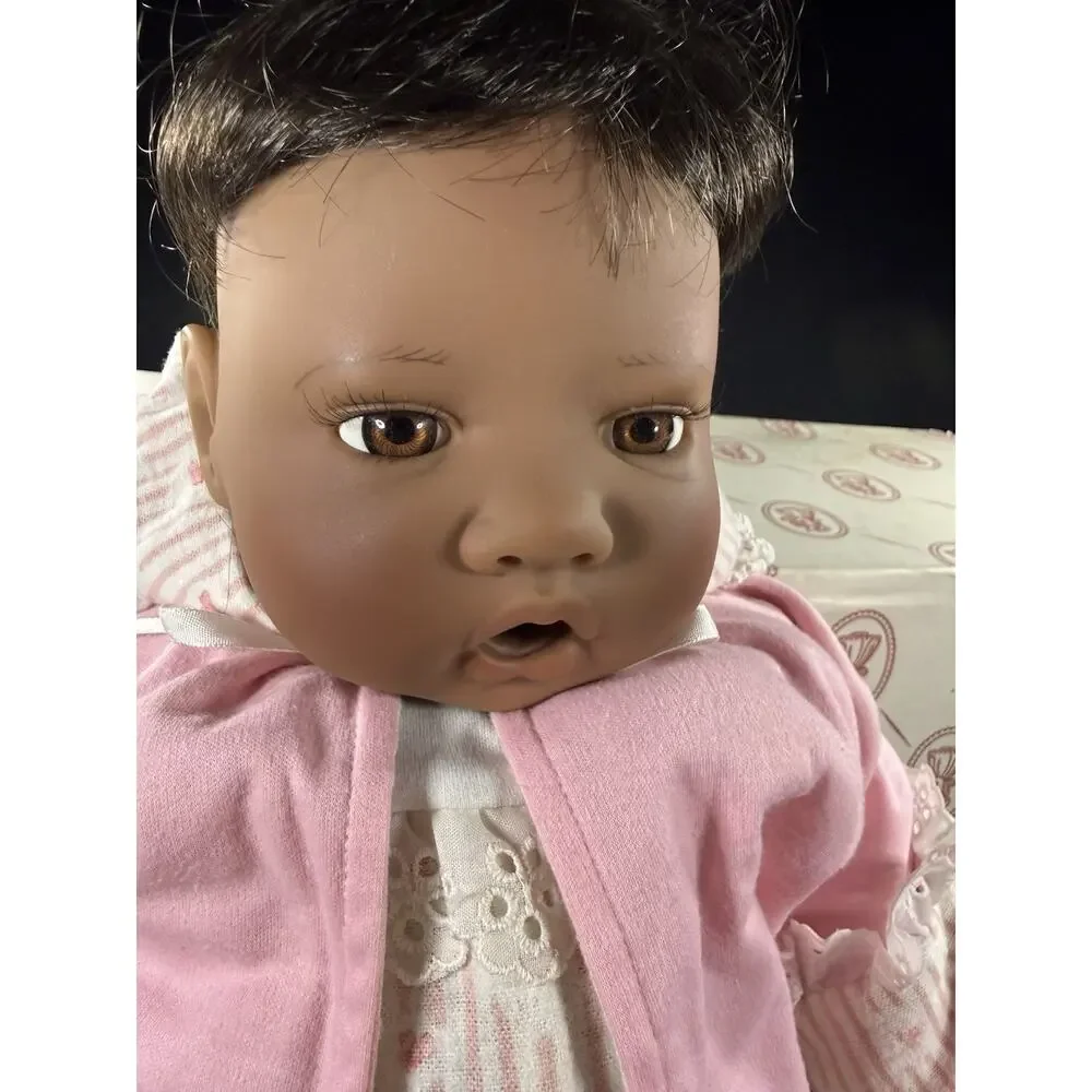 Original Lee Middleton HONEY LOVE AWAKE-GIRL collector's doll